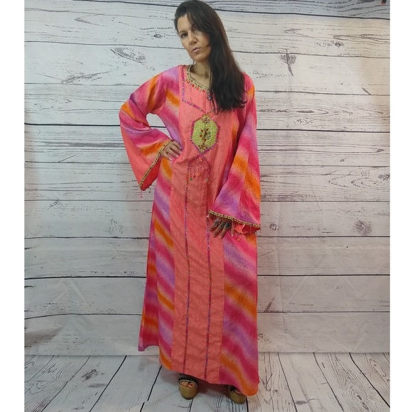 bell sleeve kaftan